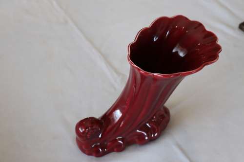 Vintage Art Deco "Drostdy" Burgundy Vase