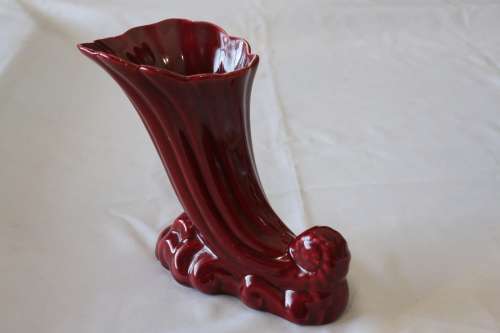Vintage Art Deco "Drostdy" Burgundy Vase
