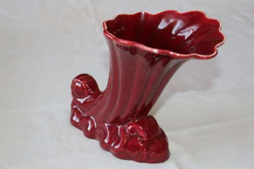 Vintage Art Deco "Drostdy" Burgundy Vase