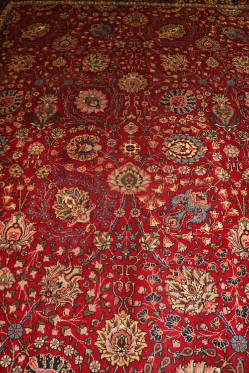 Beautiful "Tabriz" Persian Carpet (293 x 393 cm)