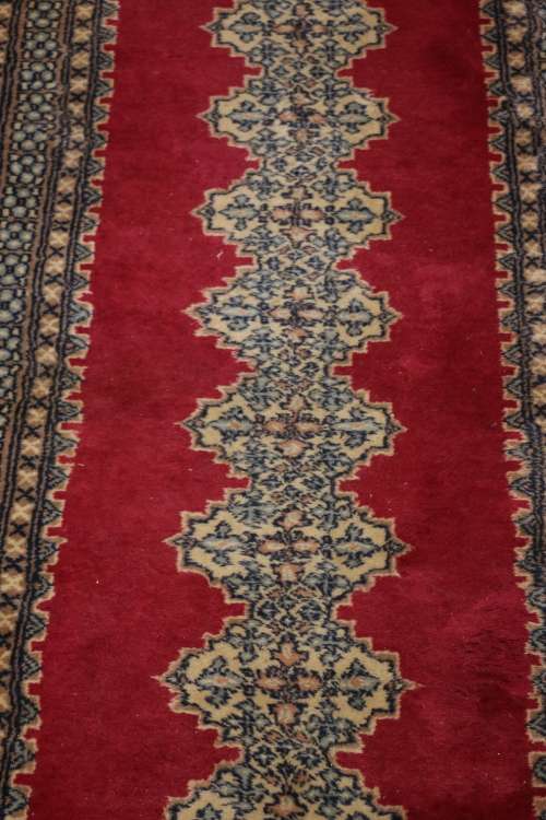 Vintage Persian Carpet (307 x 78 cm)