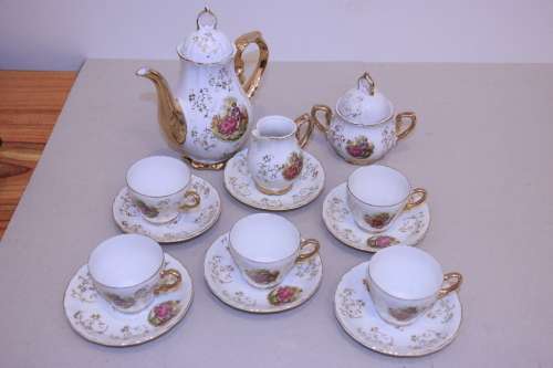 Beautiful "Foreign" Tea Set