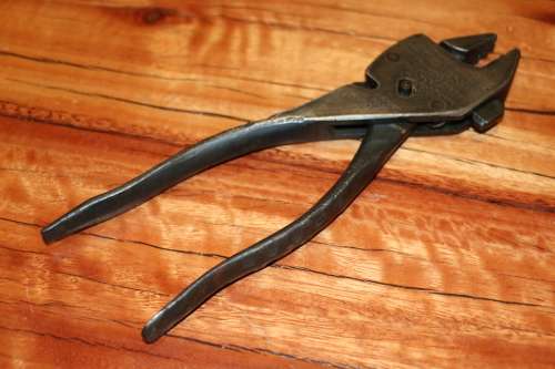 Vintage Eifel-Geared Plierench - USA Amer Plierench Corp