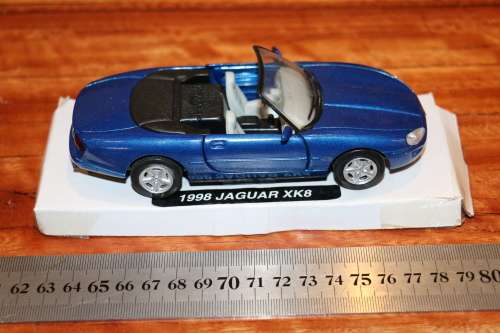 NewRay - 1998 Jaguar XK8