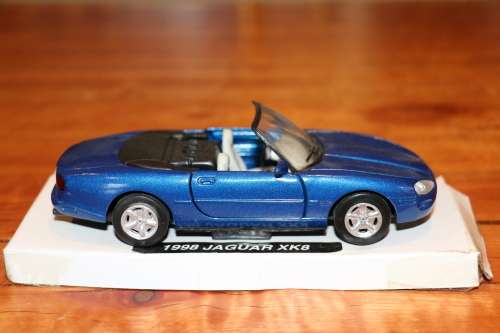 NewRay - 1998 Jaguar XK8