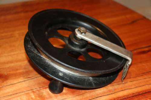 Vintage KP Fishing Reel (20cm)