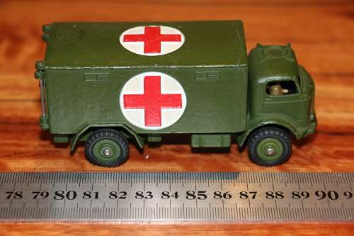 Dinky Toys - Military Ambulance - No.626