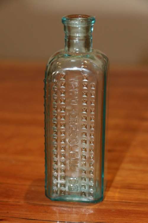 Vintage Medicine Bottle - Vapo Cresolene Co