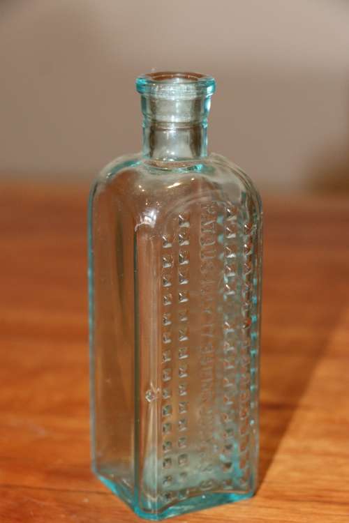 Vintage Medicine Bottle - Vapo Cresolene Co