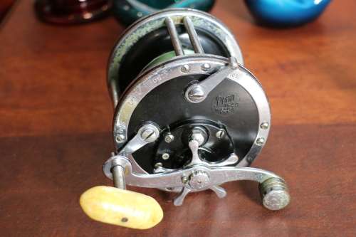 Vintage Penn 49 Fishing Reel "Super Mariner" (USA)