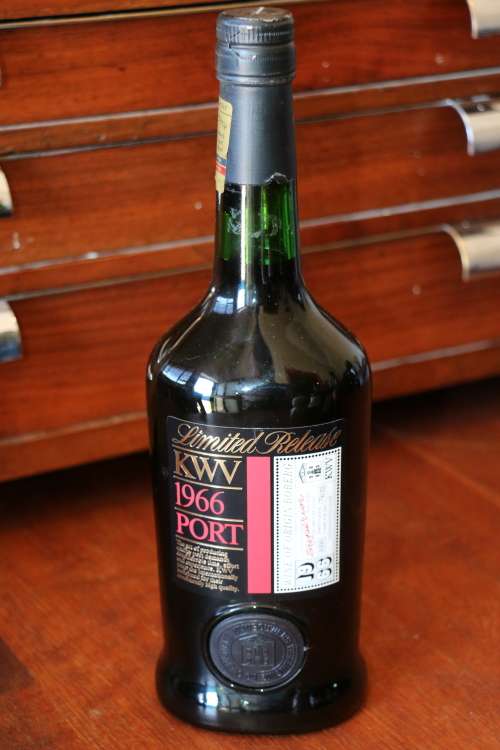 1966 KWV Limited Edition Port 750 ml