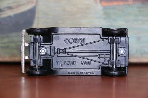 Corgi - Kellog's Corn Flakes - T Ford Van