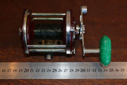 Vintage PENN 500 Jigmaster Fishing Reel