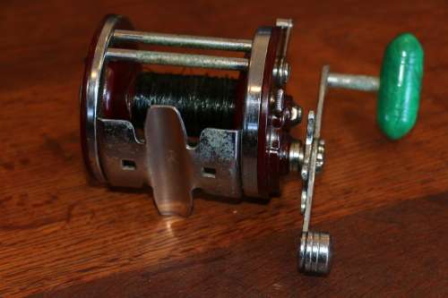 Vintage PENN 500 Jigmaster Fishing Reel