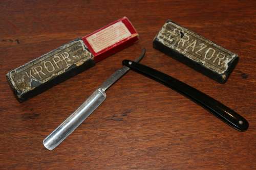 Vintage KROPP Razor