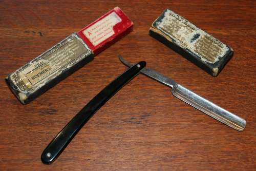 Vintage KROPP Razor
