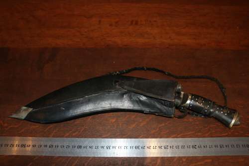 Kukri in Sheath with two small knifes