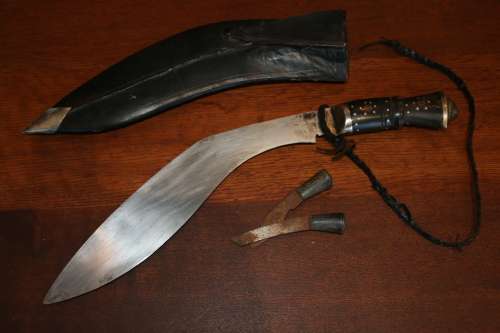 Kukri in Sheath with two small knifes