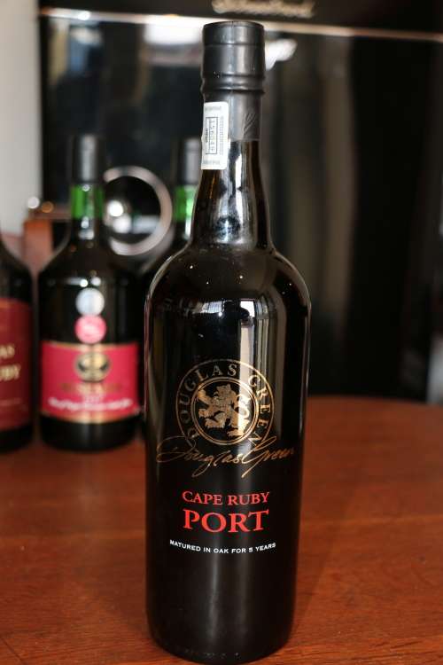 Douglas Green Cape Ruby Port