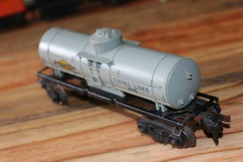 Vintage Lionel O-Gauge Tank Car - Sunoco