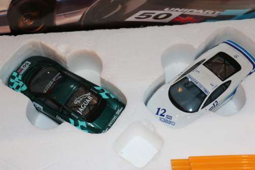 Hornby Scalextric Jaguar Challenge Set