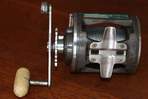 Vintage Daiwa Fishing Reel