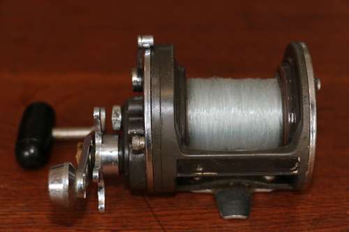 Vintage Daiwa Fishing Reel