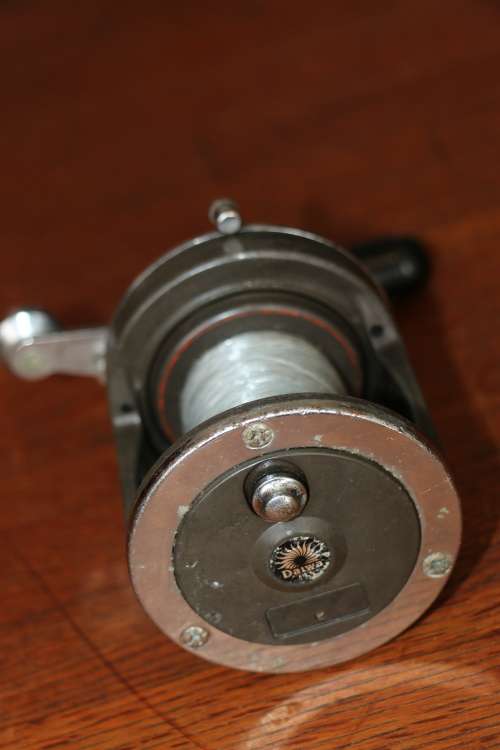 Vintage Daiwa Fishing Reel