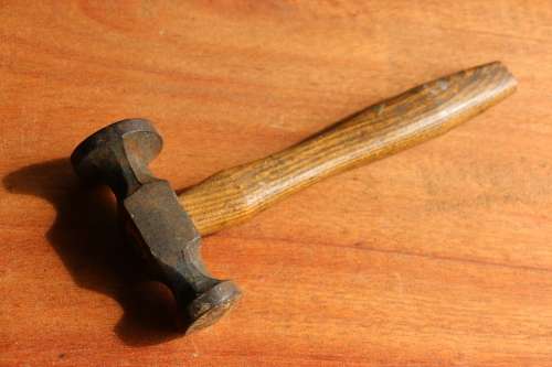 Vintage Flat Head Hammer (23 cm)