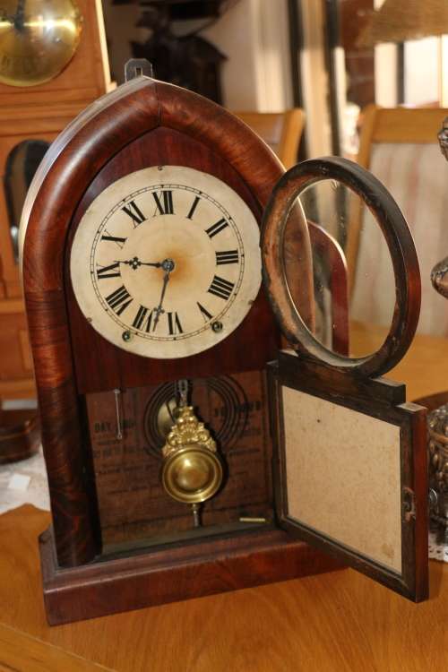 Beautiful Antique Ansonia Beehive Mantel Clock - c. 1800's
