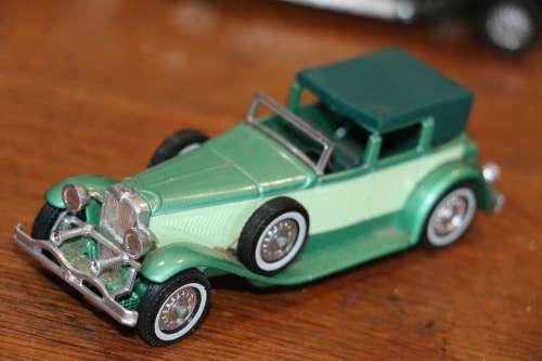 Vintage Matchbox Models of Yesteryear - 1930 Model J Duesenberg Town Car