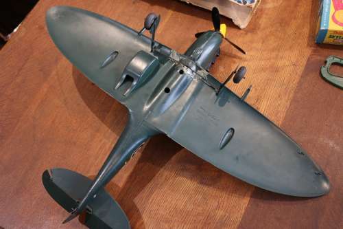 Vintage COX Thimble-Drome Gas Engined Model Aeroplane Spitfire