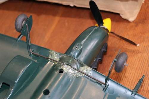 Vintage COX Thimble-Drome Gas Engined Model Aeroplane Spitfire