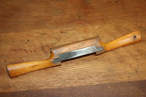 Vintage Pull Shave