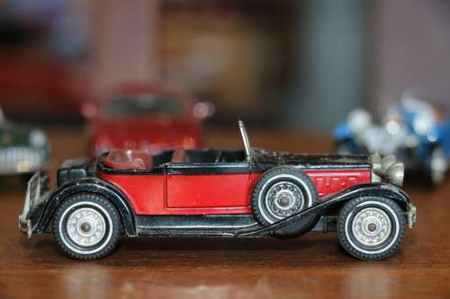 Matchbox Models of Yesteryear Diecast Model - 1930 Packard Victoria