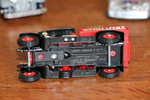MATCHBOX Models of Yesteryear Diecast Model Car - 1918 Crossley