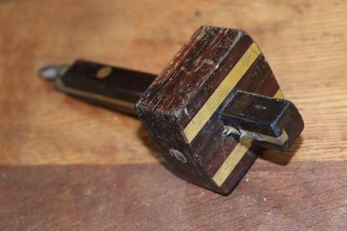 Vintage "WH Clay" Rosewood and Brass Adjustable Mortise Marking Gauge