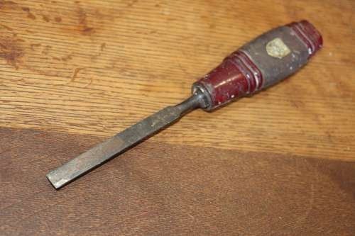 Beautiful Vintage REX Carpenters Chisel