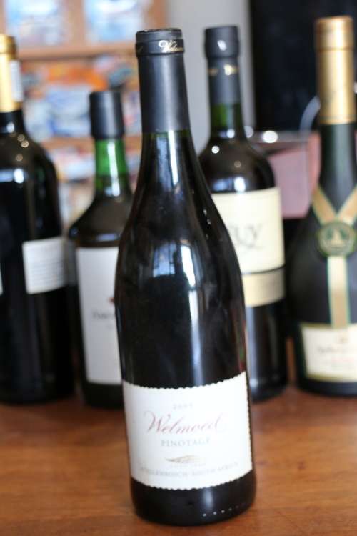 Beautiful 2005 Welmoed Pinotage - 750 ml