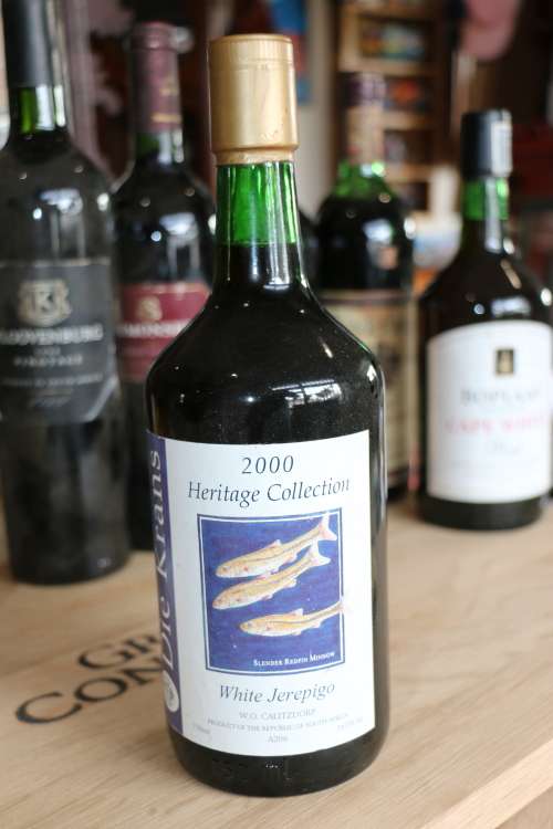 Beautiful 2000 Die Krans Heritage Collection White Jerepigo - 750 ml