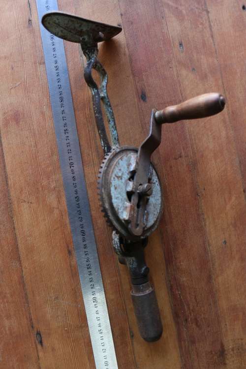 Beautiful Vintage 2 Speed Hand Crank Drill - Miller Falls No.12