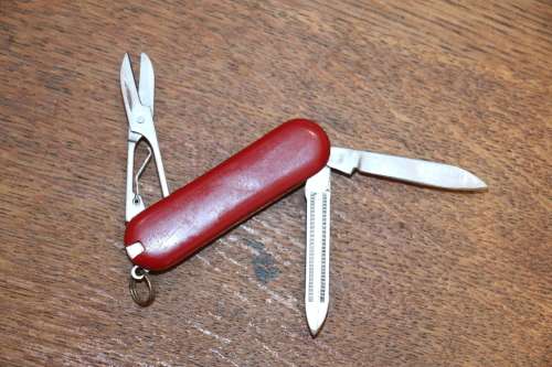 Beautiful Swiss Gear Folding Knife