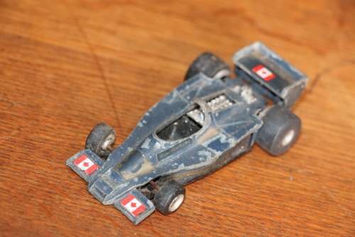 YAXON Italy Diecast Model Car - Racing Team Wolf  WR1