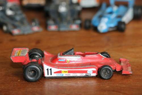 YAXON Italy Diecast Model Car - Racing Team Ferrari T4