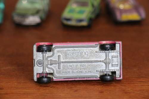YATMING Diecast Model Car -No.1501 Cherry Picker Panel Van