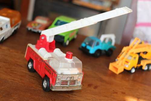 Made in HONG KONG Tin Plate Model Fire Engine Truck