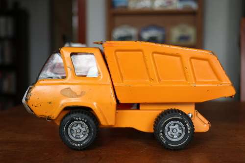 Vintage TONKA Model Tipper Truck