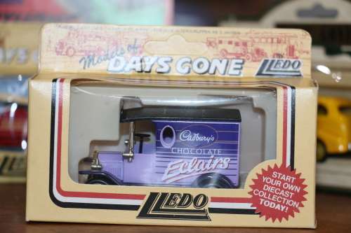 LLEDO Days Gone Diecast Vintage Model - Cadburys Chocolate Eclairs Van