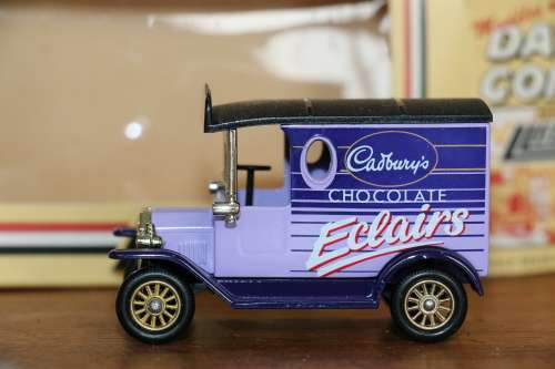 LLEDO Days Gone Diecast Vintage Model - Cadburys Chocolate Eclairs Van