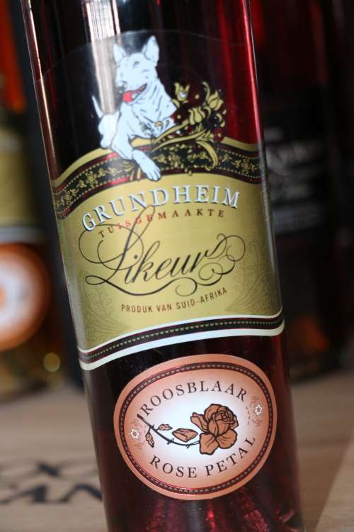 Beautiful Vintage Grundheim Rose Petal Likeur Wine - 375ml